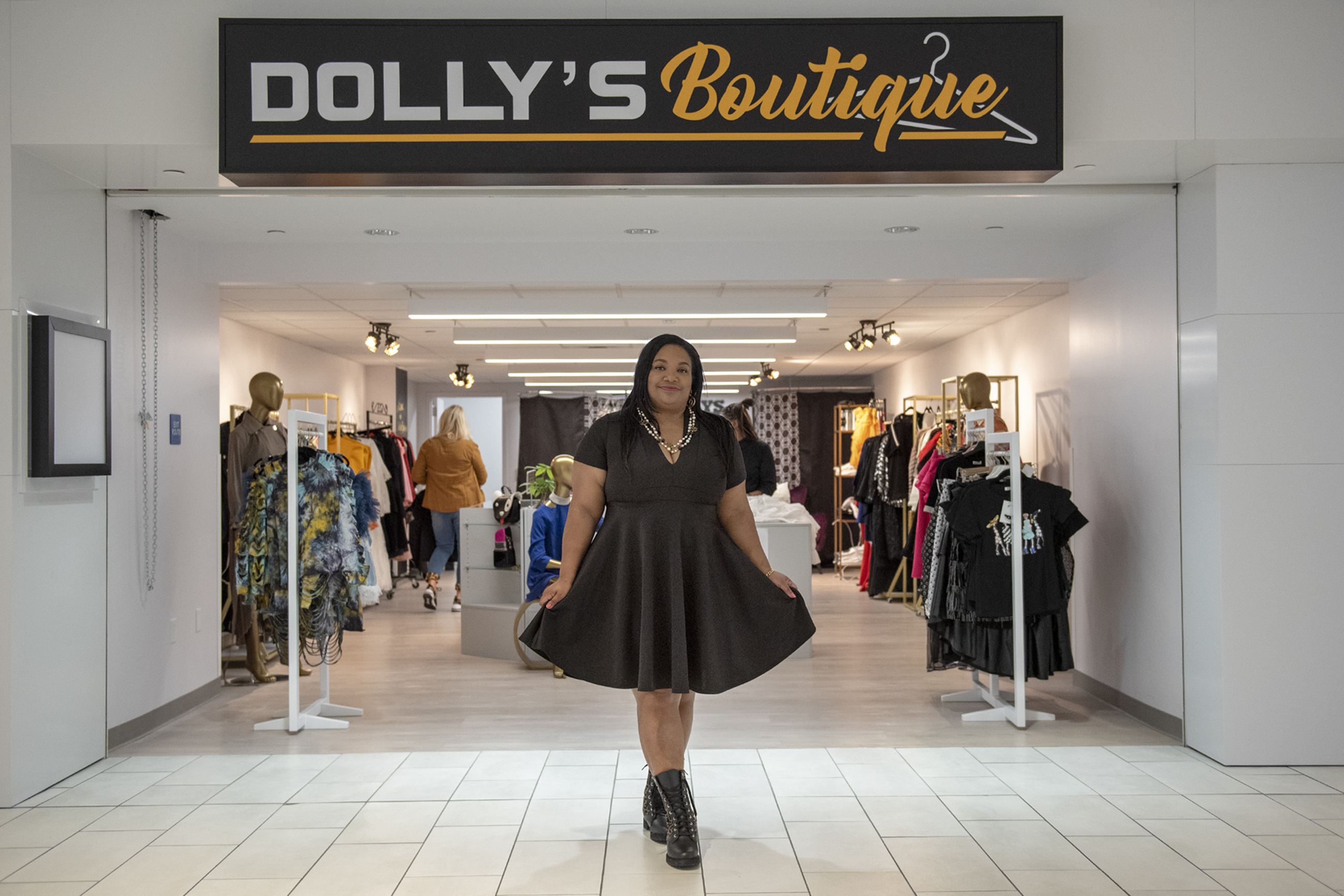 Dolly’s Boutique & Consignment
